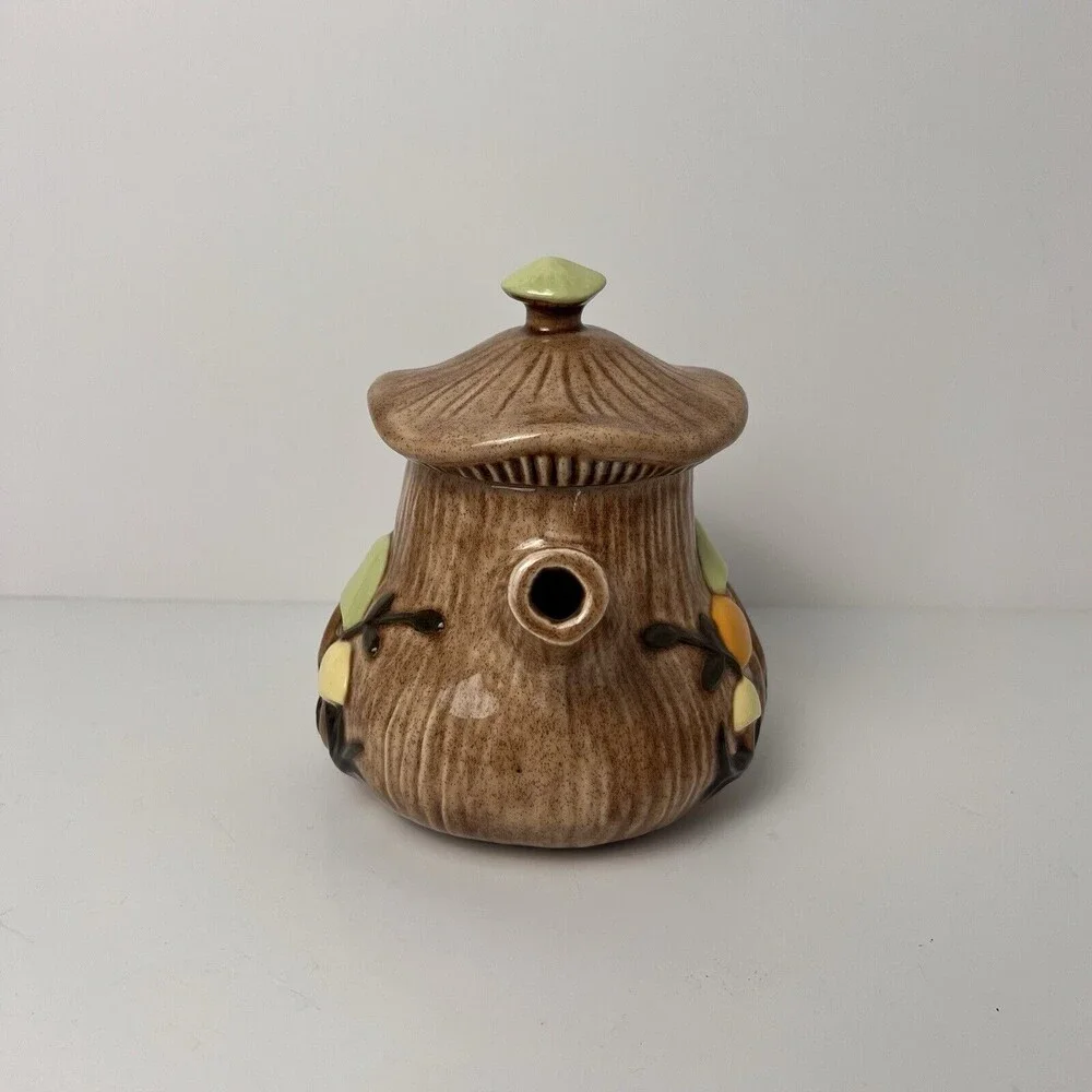 VTG Arnel's Mushroom Teapot Dark Lid Salt & Pepper Shaker Set Ceramic